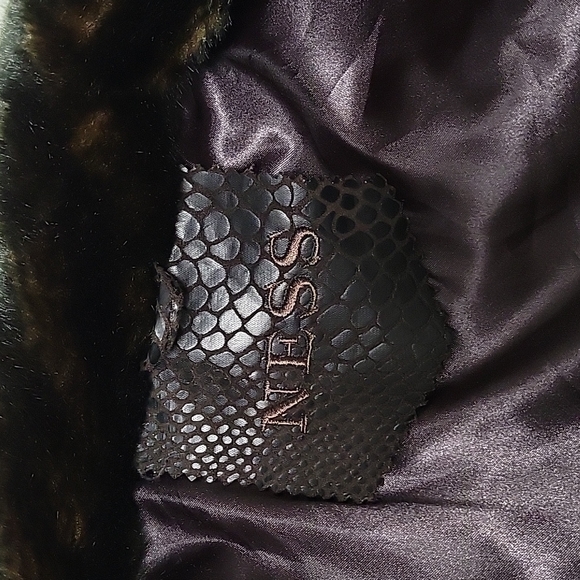 Ness Faux Fur Winter Coat Size XLarge - Picture 5 of 11